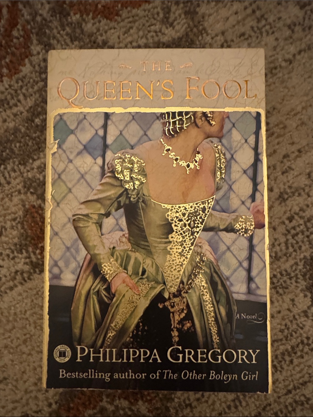 The Queen's Fool by Philippa Gregory - Green Cover